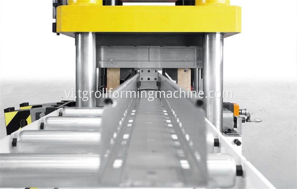 Cable Tray Roll Forming Machine